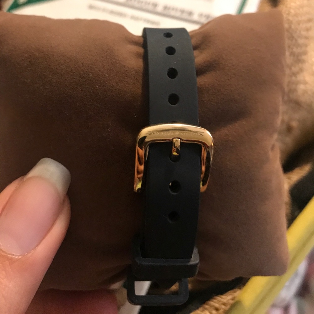 Kate Spade Watch - Picture 2 of 3